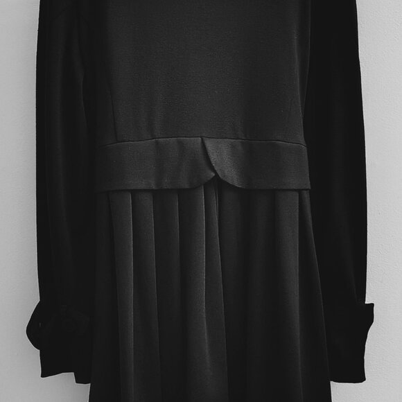 Madison Black Jacket - Picture 2 of 12